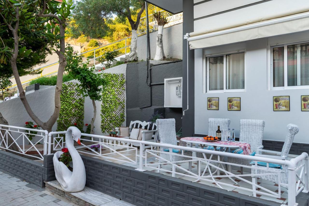 Family Inn Apartments&Suites Neos Marmaras Exterior photo